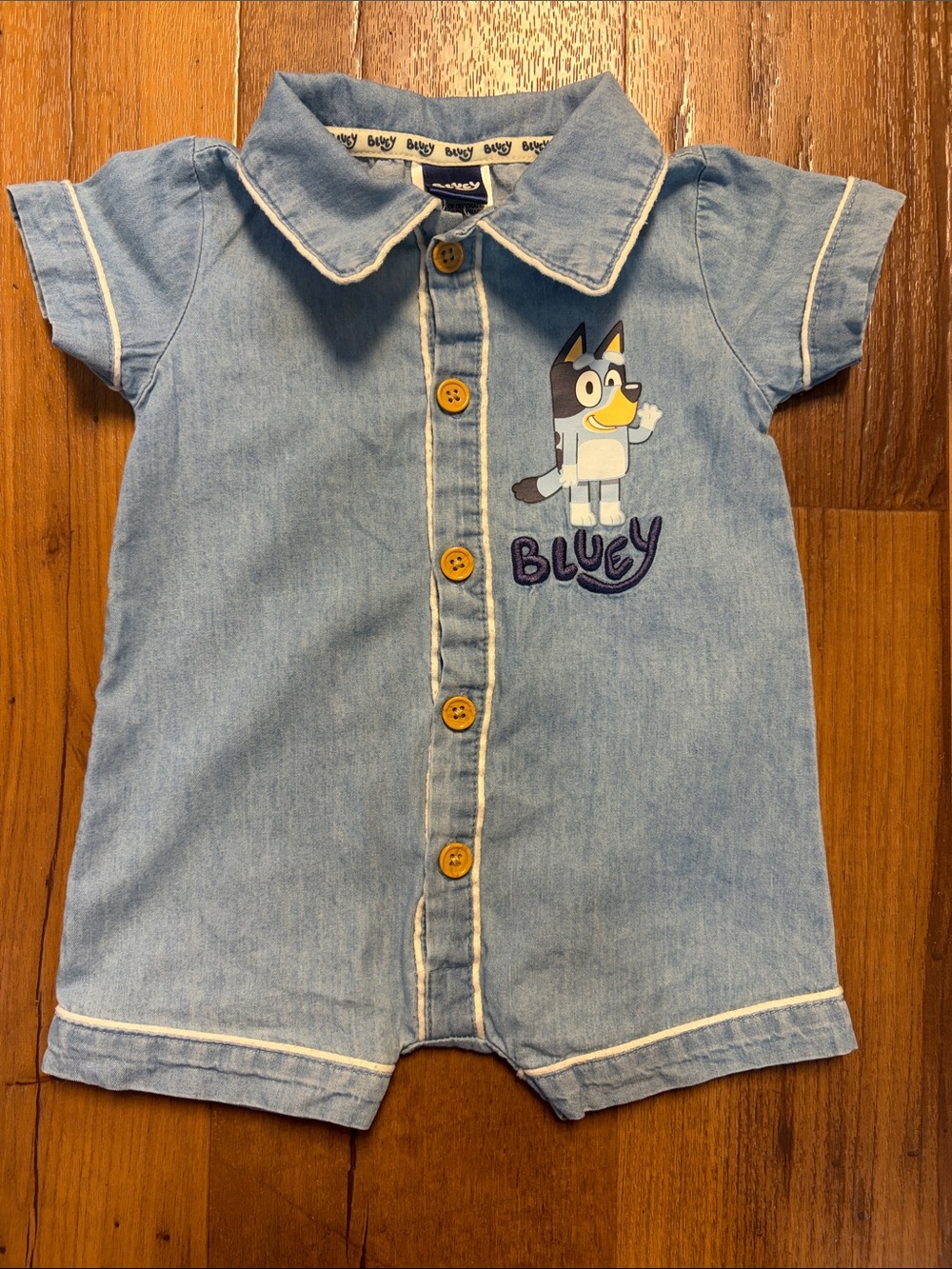 Bluey Denim-Style Baby One-Piece Romper Size 0-3 Months EUC Unisex
